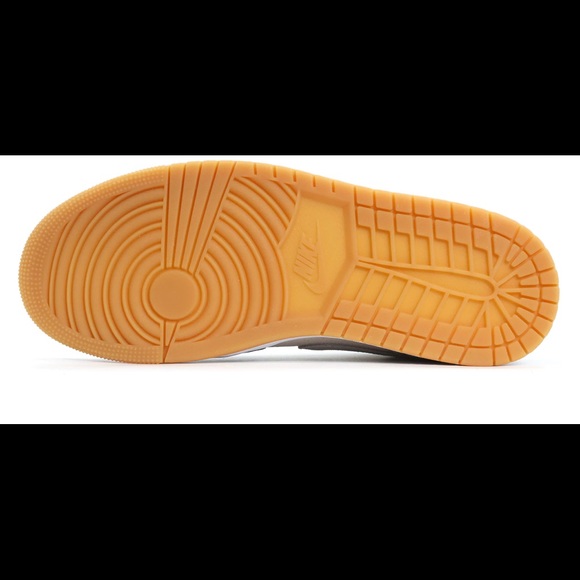 Air Jordan 1 Mid - Picture 3 of 4